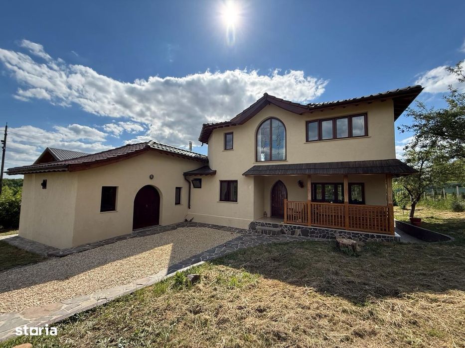 Tăuții de Sus – Casa ECOLOGICA construită pe sistemul HEMPCRETE