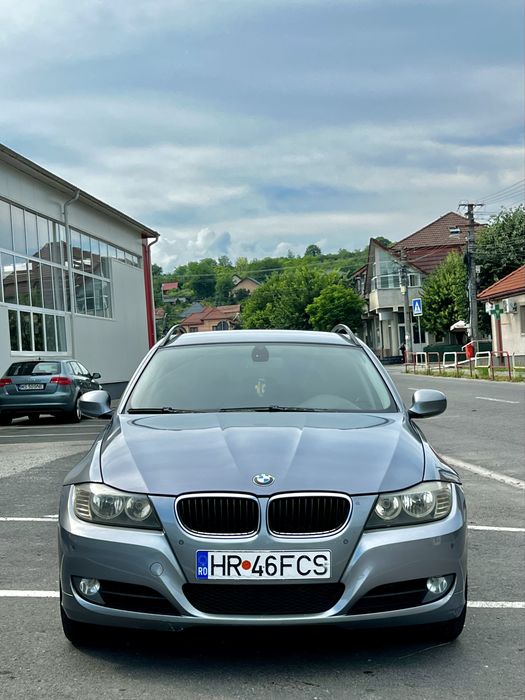 Vand BMW Seria 3 E91 Facelift 2.0D din 2009.
