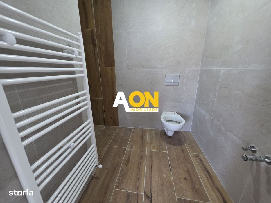 Apartament cu 3 Camere, 2 Bai, 100mp Curte Proprie,  Boxa 40 mp