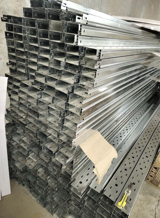 Лоток металлический