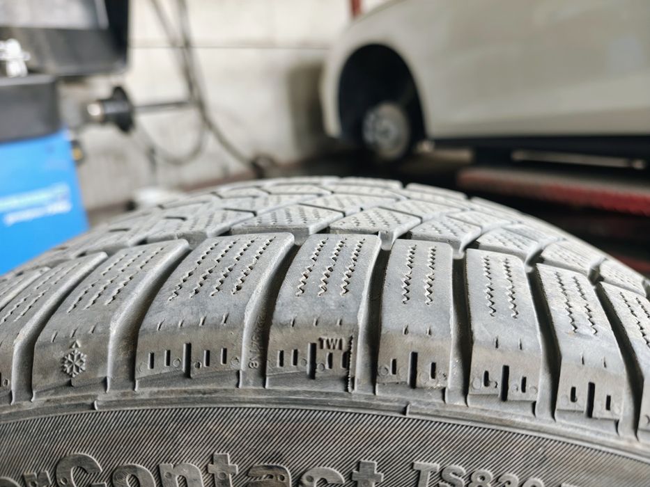 Continental 225 50 18 iarna runflat