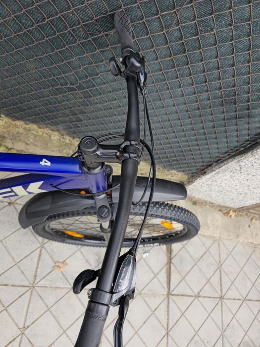 Trek Marlin 4 29 цола XL размер рамка Дискови спирачки Tektro Алуминиев велосипед 2х7 скорости