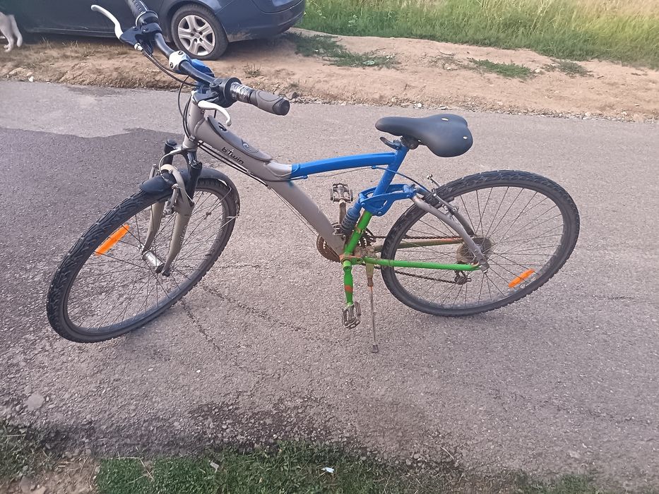 Biciclete de vânzare