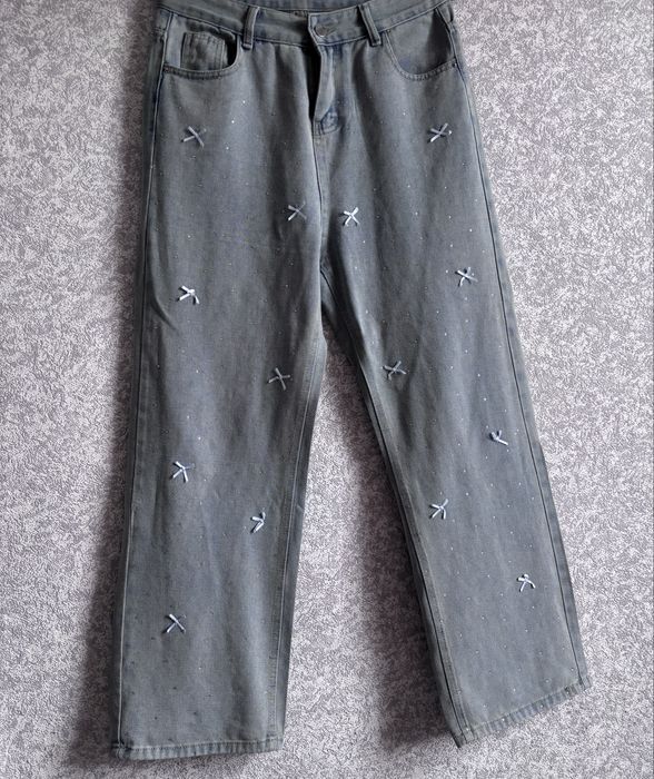 Продам джинсы 8000