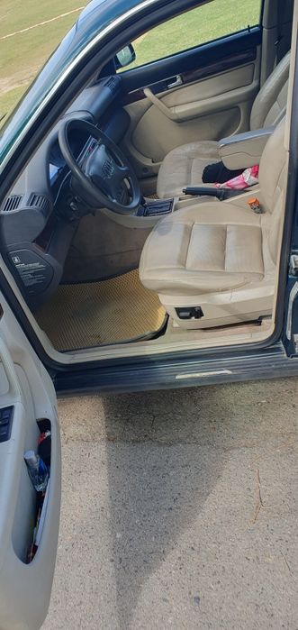 Продам Ауди А6 с4