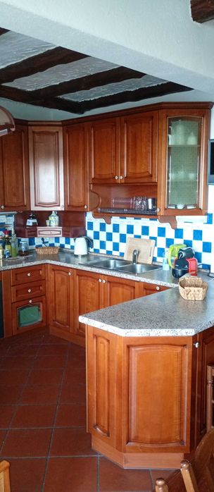 Италианска кухня масив череша