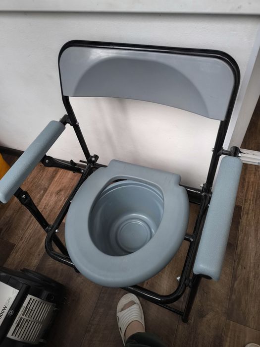 Складной стул-туалет