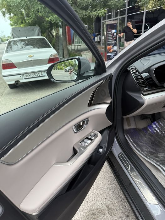 BYD Han hybrit 2025 restyling