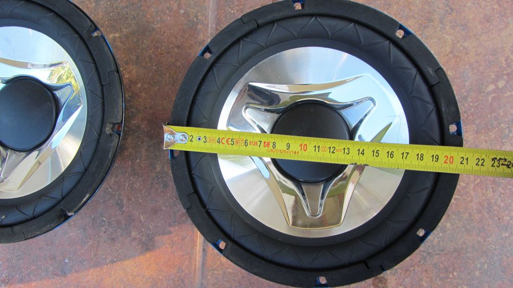 Difuzoare 250w adevarati excelente calitate