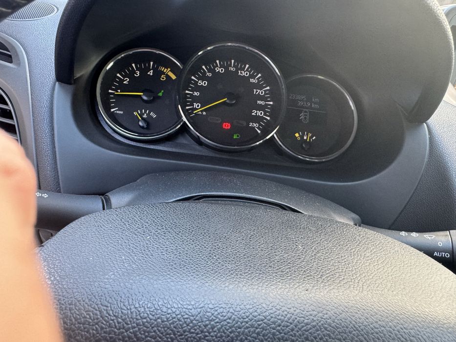 Renault Меган 2012 г Дизел