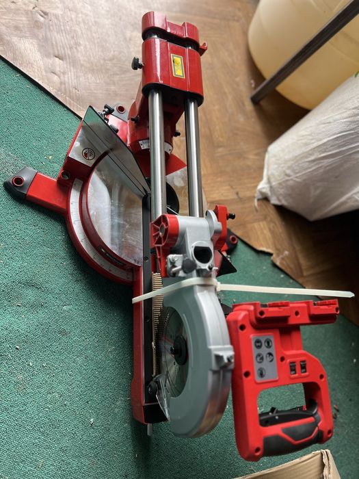 Debitor fara fir cu sistem de glisare Einhell