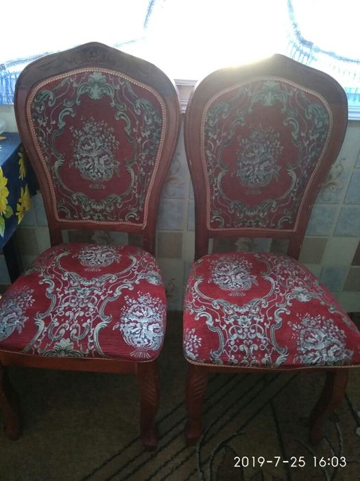 Стулья 5000 теңге