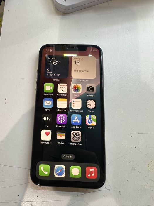 Продам iphone XS в хорошем состоянии