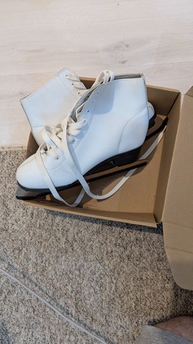 Коньки для девочки 28 размер