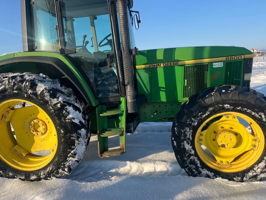 Tractor john deere 6600