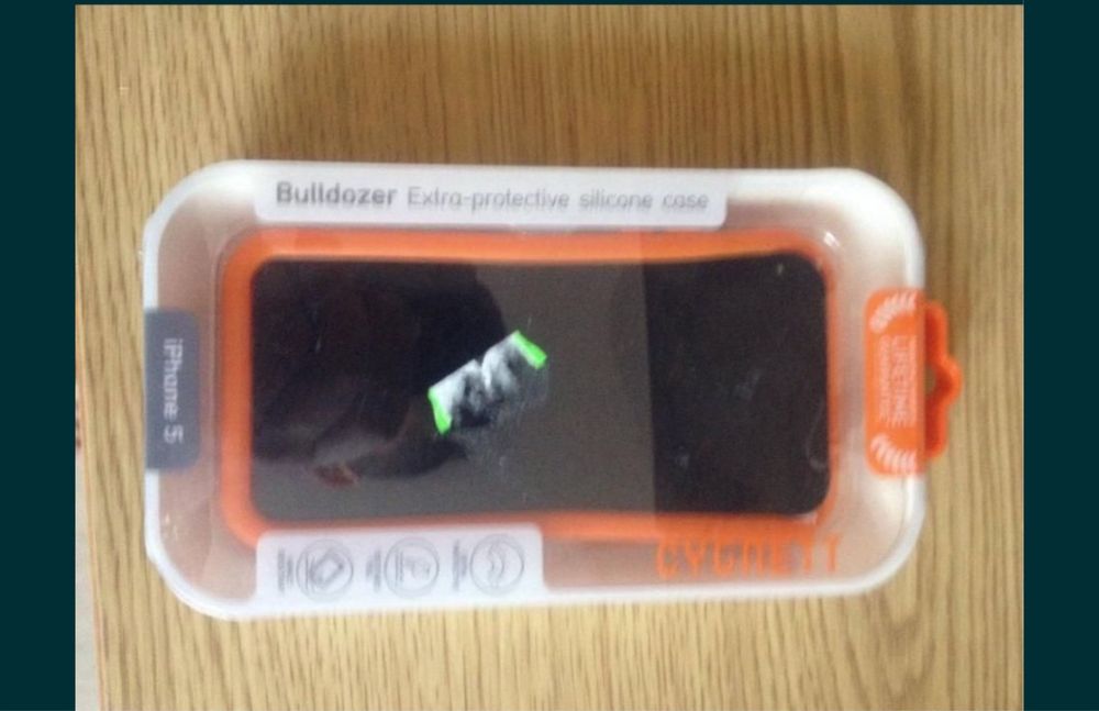 Huse si carcase pentru telefoane