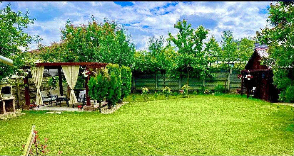 Casa particulara P+E+M (propietar)