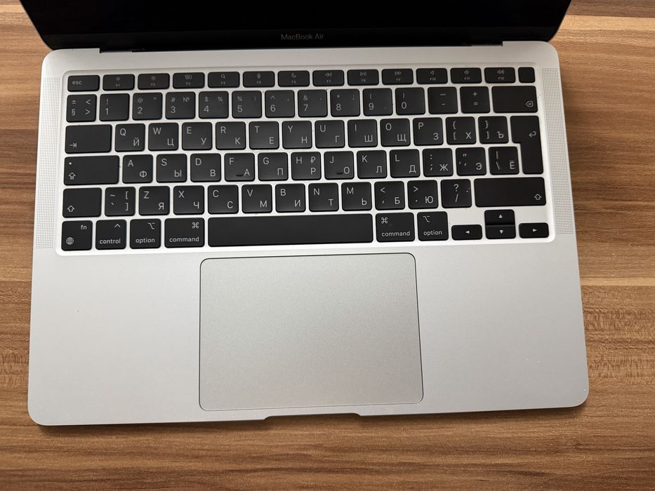 Macbook air M1 256 гб