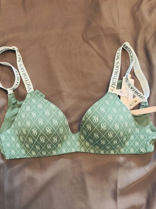 Vand sutiene Victoria Secret’s pt adolescente