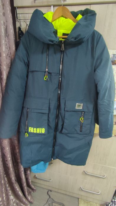 Пуховик женский.