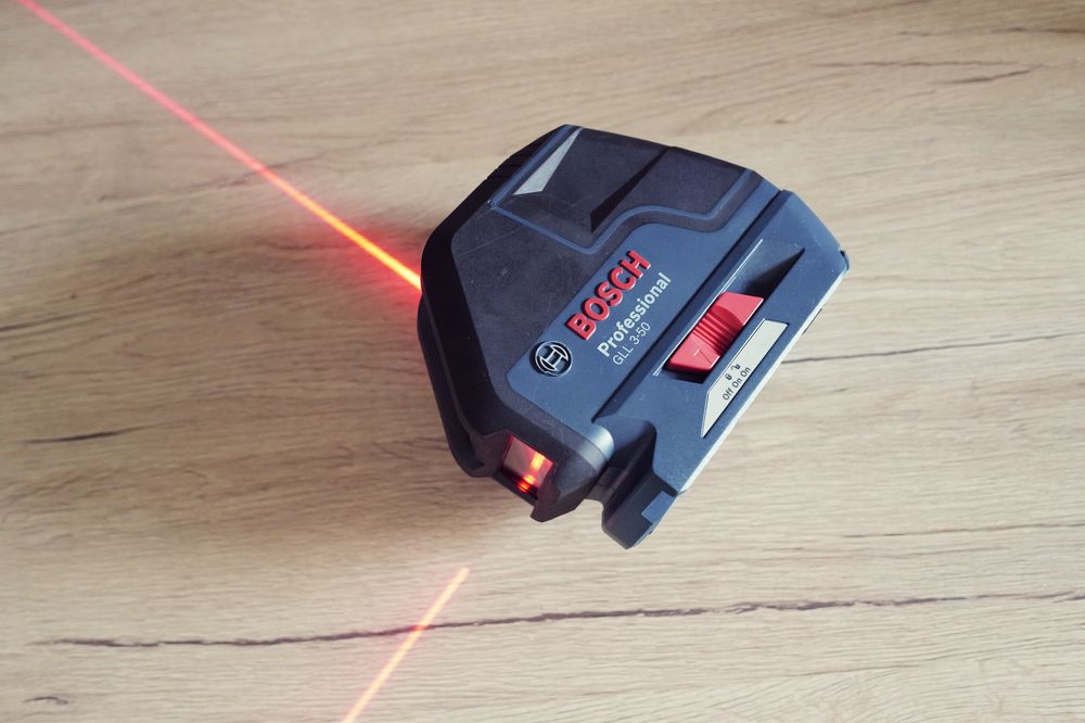 Bosch GLL 3-50 nivela Laser profesionala 3 axe rosu rigips