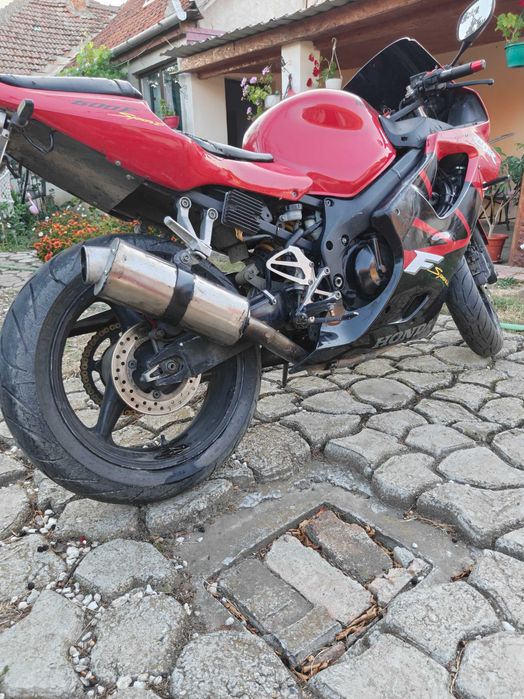 Honda CBR f4i 600