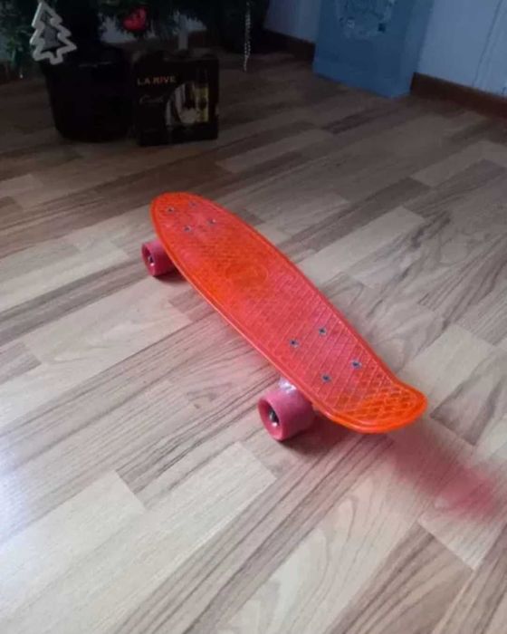 Skateboard ca nou. Suceava