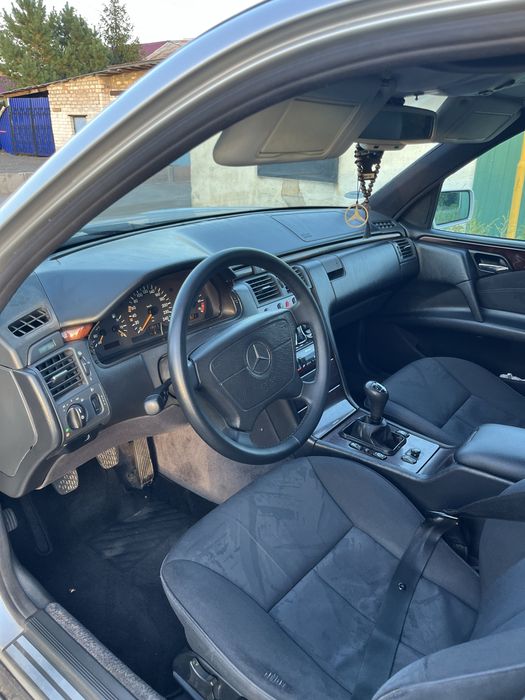 Продам w210 Classic 2л