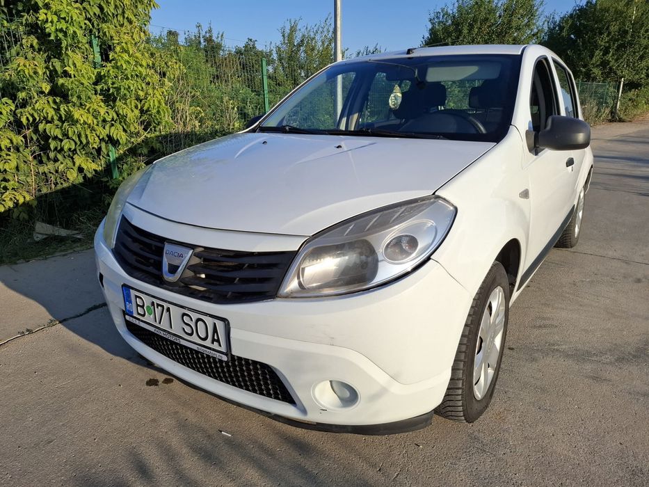 Dacia sandero 2011