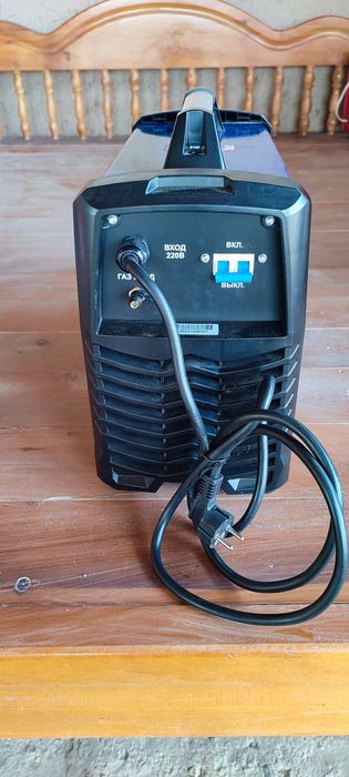 Сварочный аппарат (в идеальном состоянии, в коробке.)