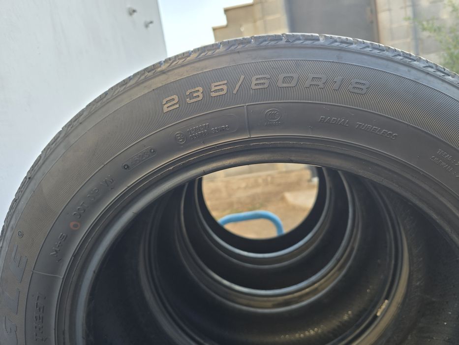 Triangle 235/60 R18