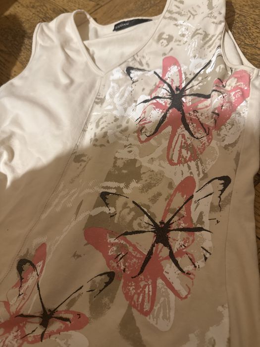 Потник с интересен y2k дизайн