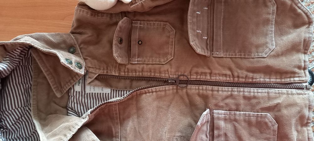 Детски зимни якета с качулки.