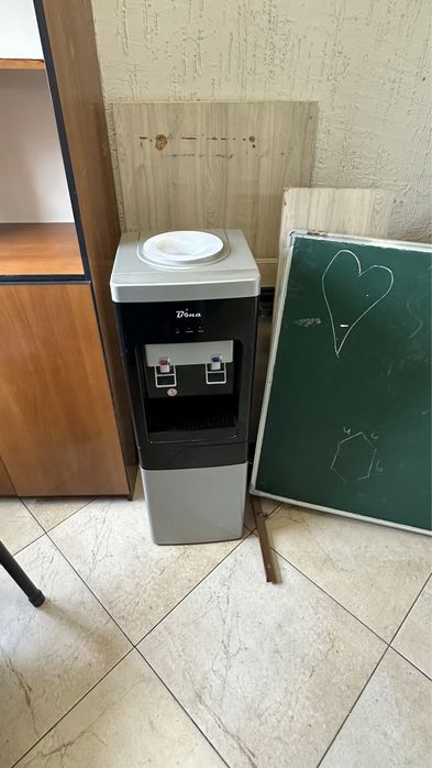Продам кулер по дешевле