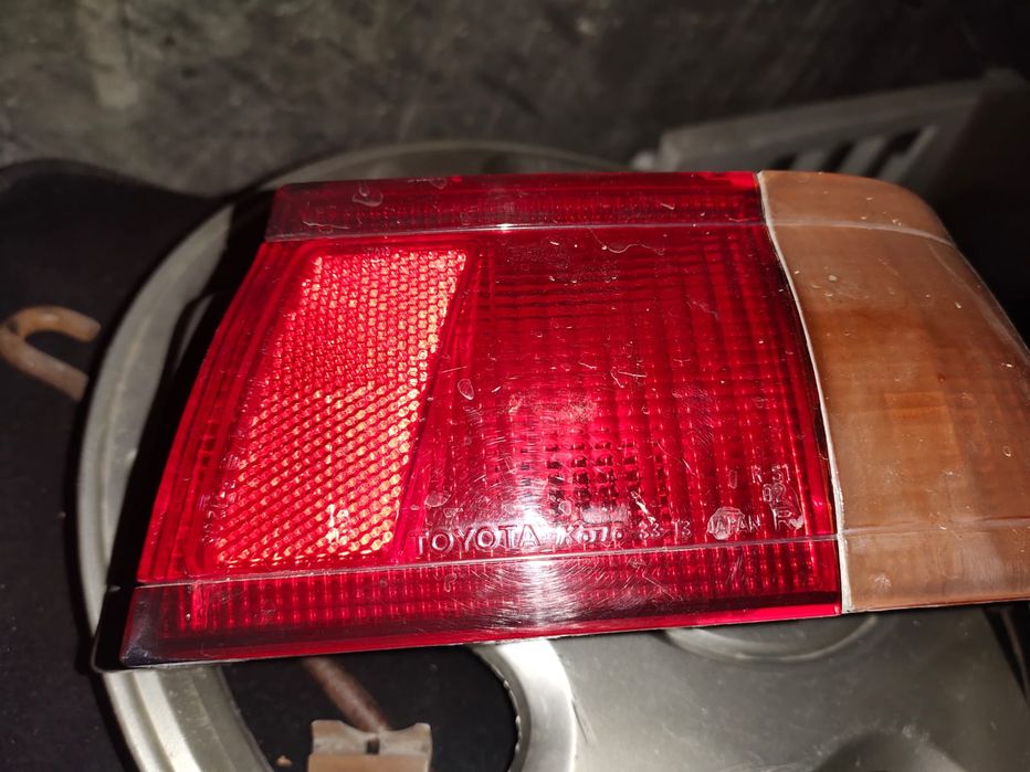 Продам задний правый стопак от Камри 20