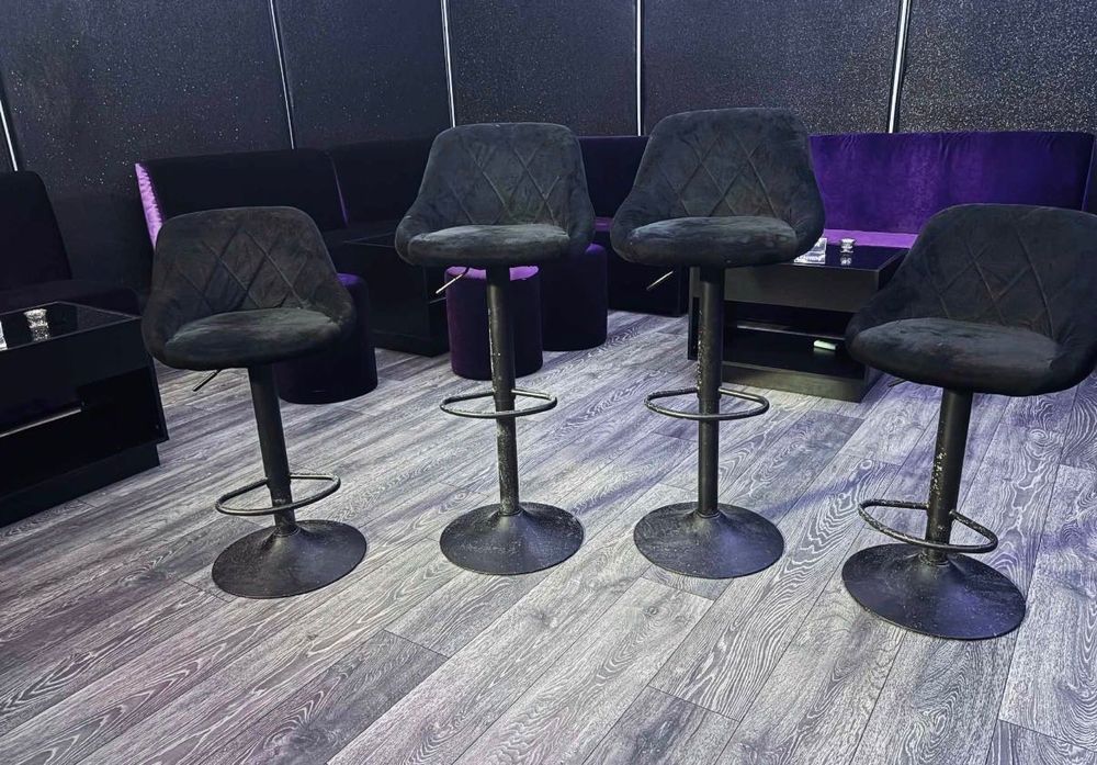 Продавам маси и сепарета