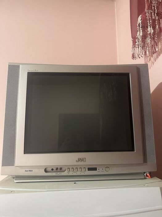 Телефизор jvc в хорошем состоянии рабочий