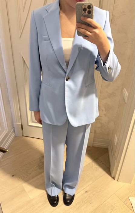 Продам костюм Zara