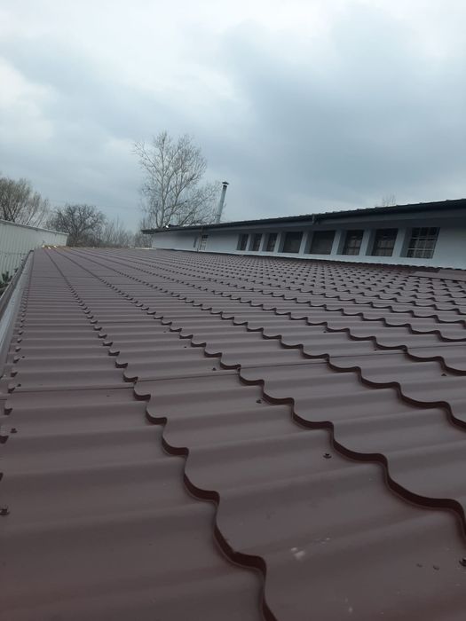 Reparatii Acoperisuri montaj Dulgherie Mansardari tigla metalica