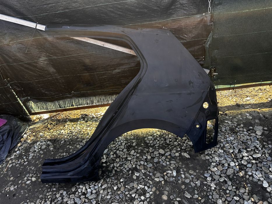 Aripă stânga spate vw golf 8.berlină.cod:5h4809843.