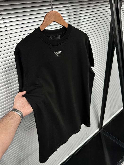 Мъжки тениски различни модели