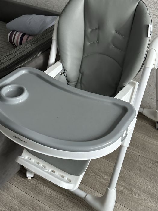 продам детский столик для кормления