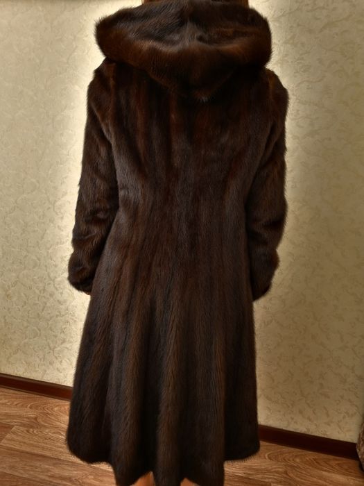 Продается норковая шуба