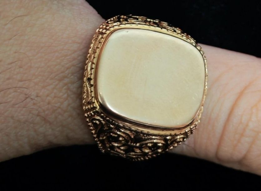 Золотая печатка.