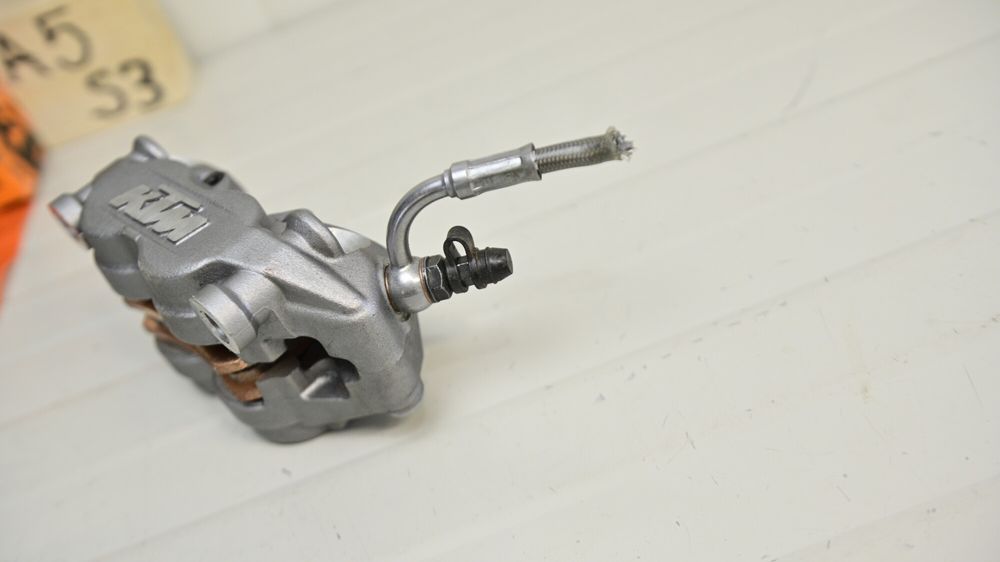 KTM 890 Adventure 2021 2024 Etrier frana fata dreapta