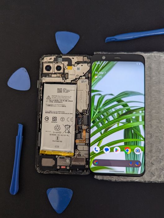 Display + sticla spate + baterie Pixel 4