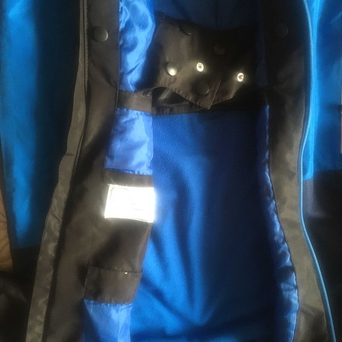 Ски екип УНИСЕКС подходящ за 13-14 г. почти нов