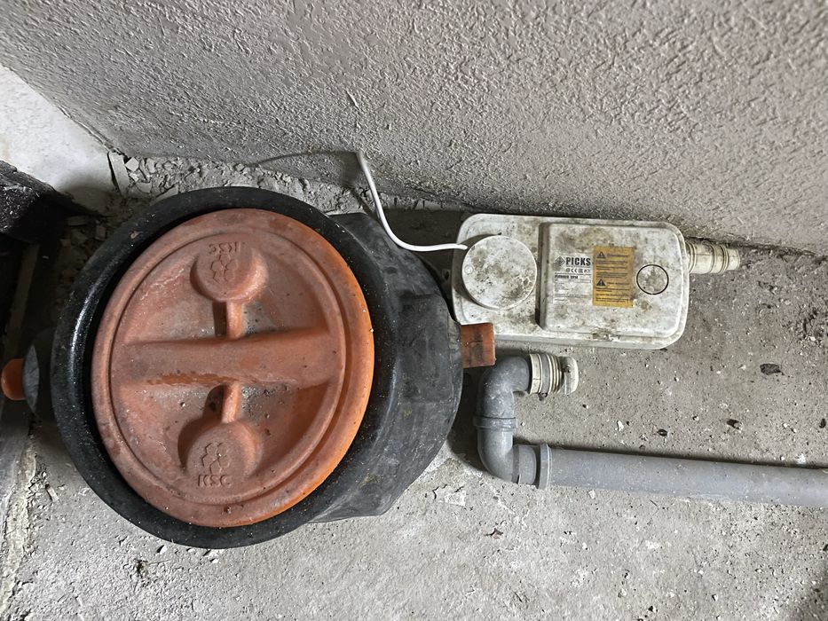 Продам Жироуловитель б/у