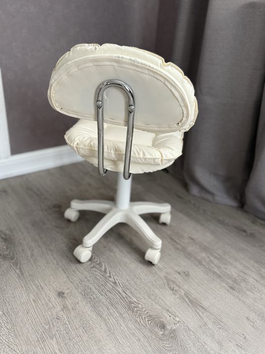 Продам стул компьютерный