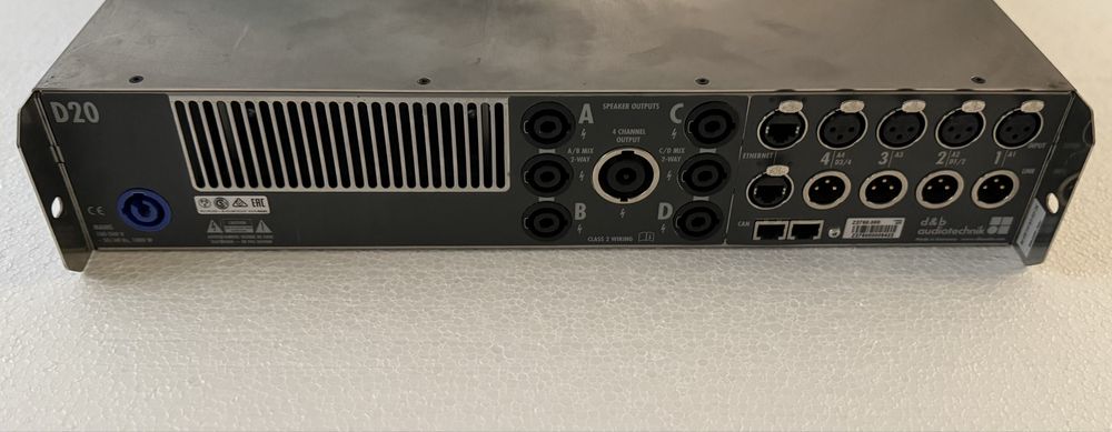 Vand amplifixator D&B Audiotechnik D20